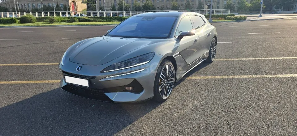 Denza Z9 GT — фото 4/4