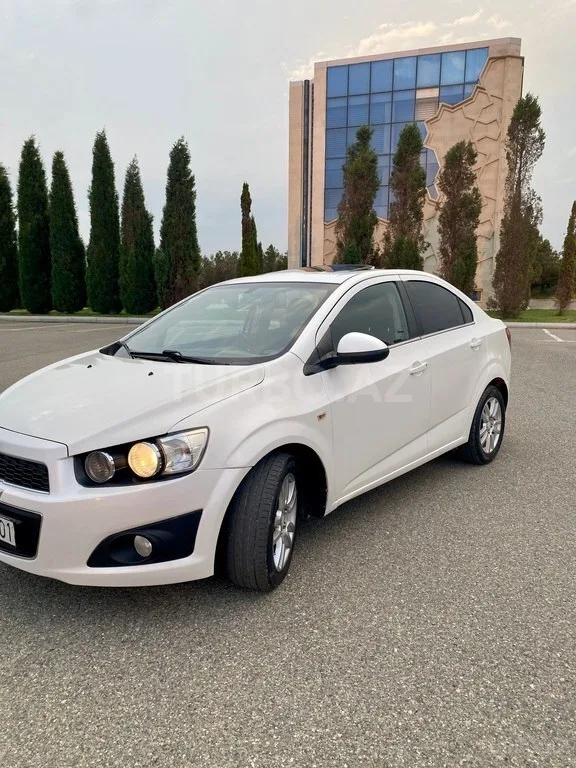 Chevrolet Aveo — фото 4/4