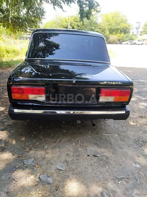 LADA (VAZ) 2107 — foto 2/4