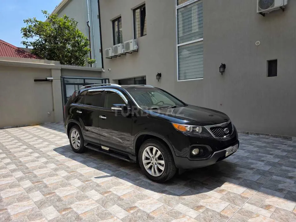 Kia Sorento — фото 2/4