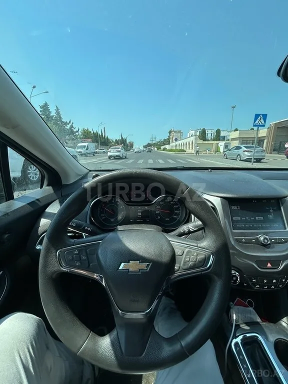 Chevrolet Cruze — foto 4/4