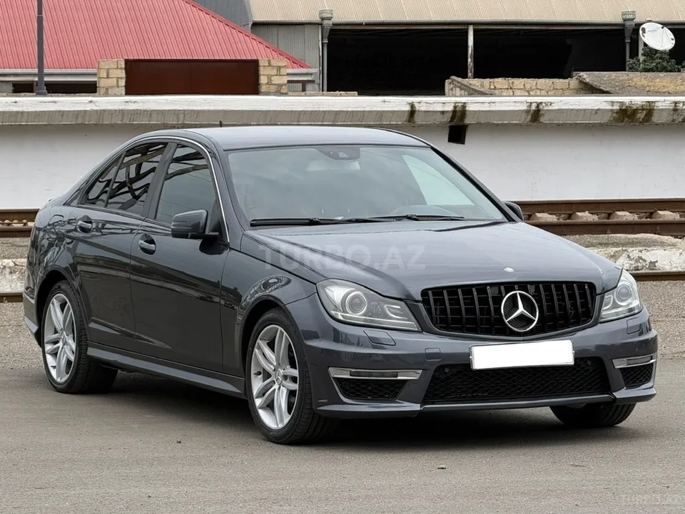 Mercedes C 250 — фото 2/4