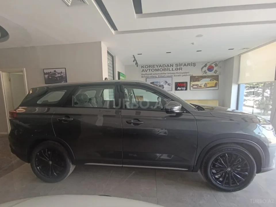 Changan CS 75 Pro — фото 3/4