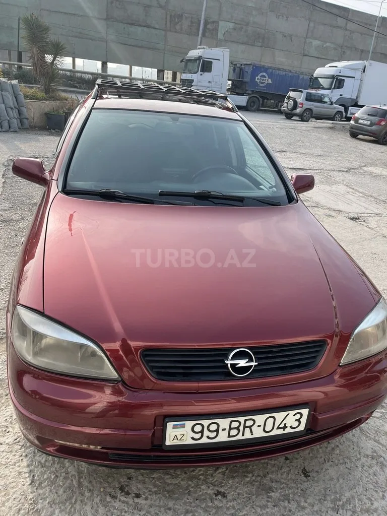 Opel Astra — foto 1/4