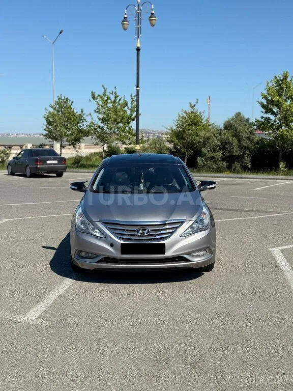 Hyundai Sonata — фото 2/4