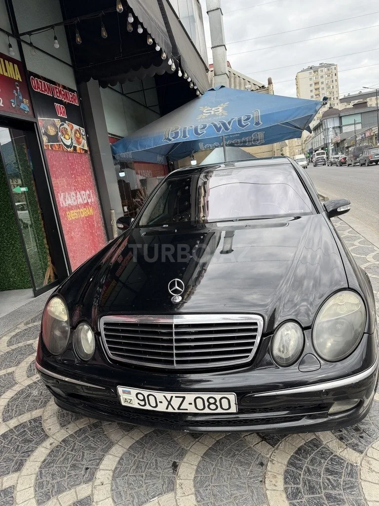 Mercedes E 280 — фото 1/4