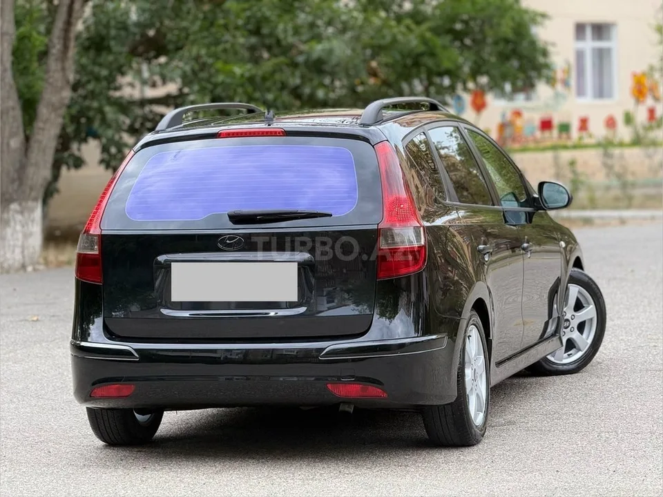 Hyundai i30 — фото 4/4