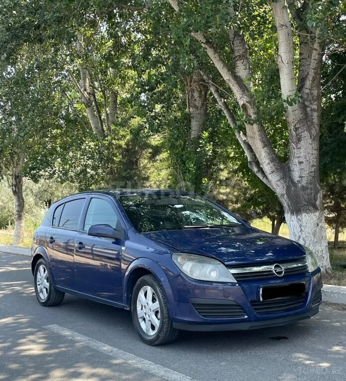 Opel Astra — foto 3/4