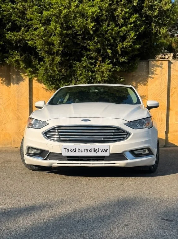 Ford Fusion (North America) — фото 1/4