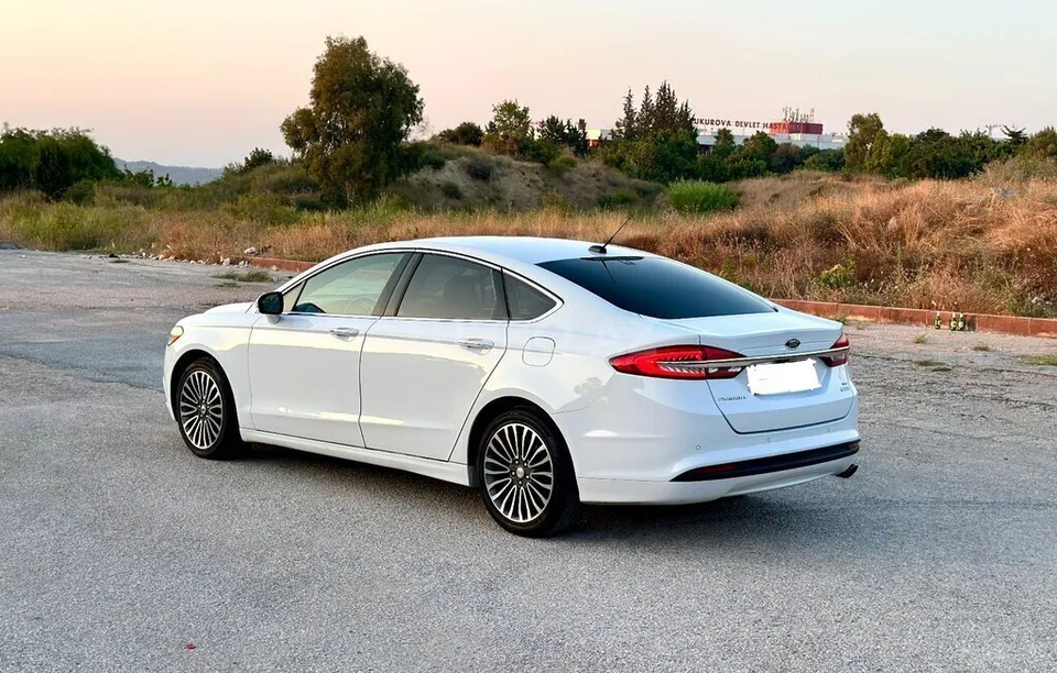 Ford Fusion (North America) — фото 3/4