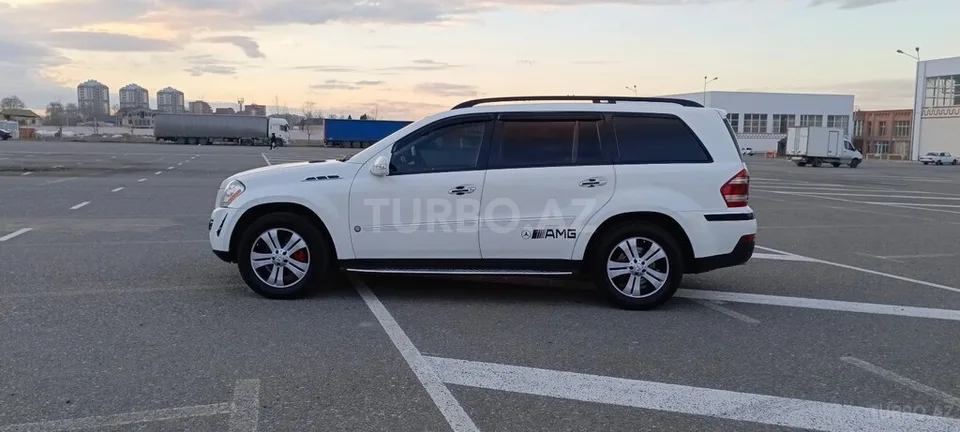 Mercedes GL 450 4MATIC — foto 4/4