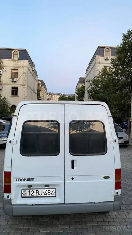 Ford Transit — foto 2/4