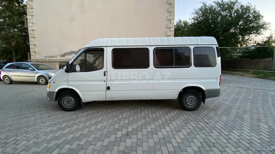 Ford Transit — foto 3/4