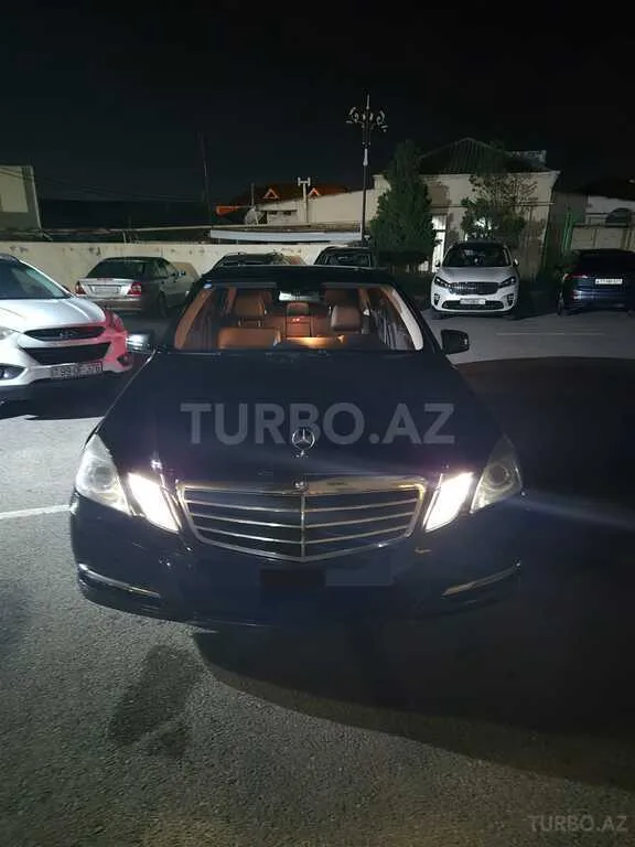 Mercedes E 220 — foto 1/4