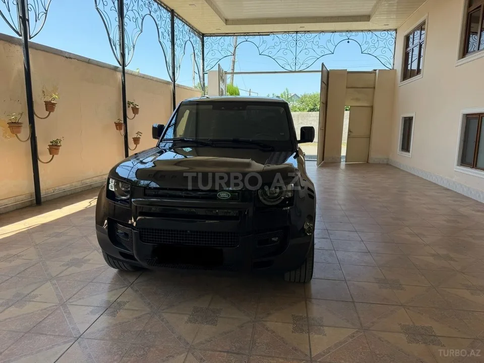 Land Rover Defender — фото 1/4