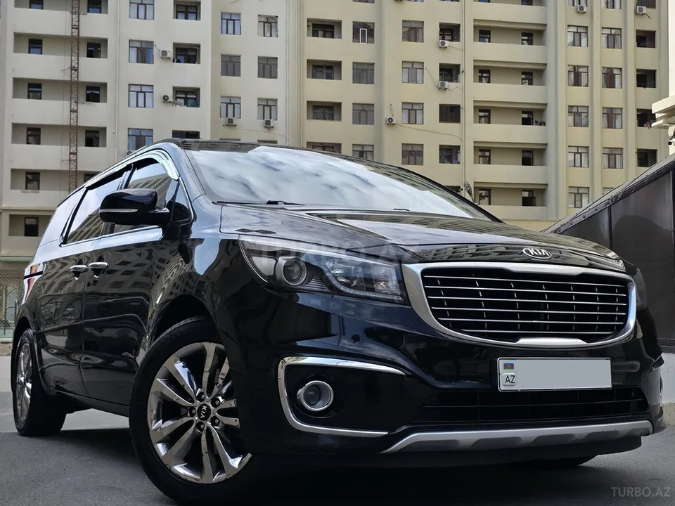 Kia Carnival — фото 1/4