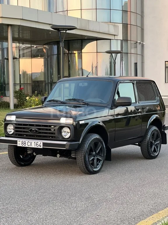 LADA (VAZ) Niva — фото 2/4