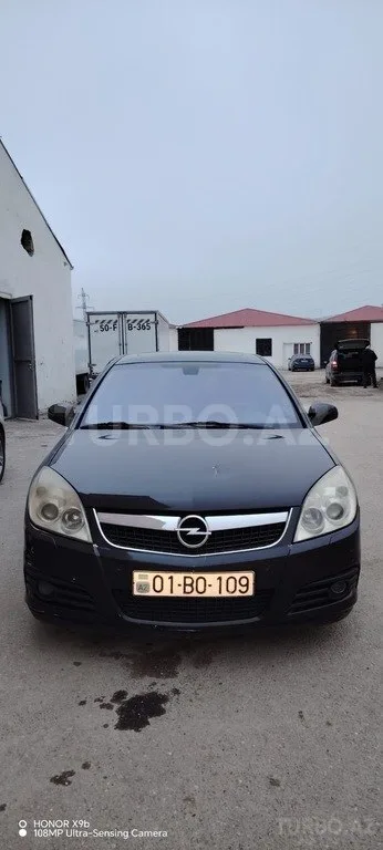 Opel Vectra — фото 1/4