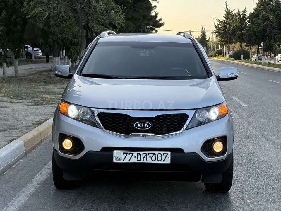 Kia Sorento — фото 2/4