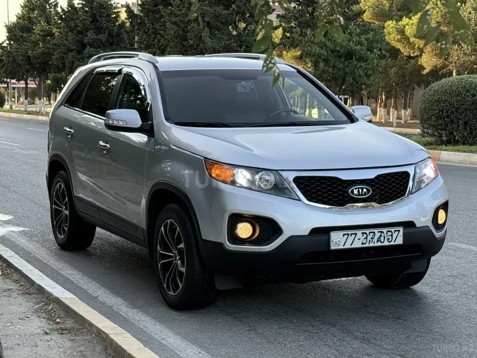 Kia Sorento — фото 3/4