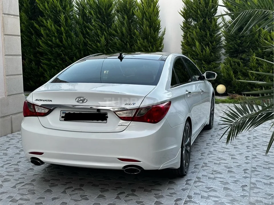 Hyundai Sonata — фото 4/4