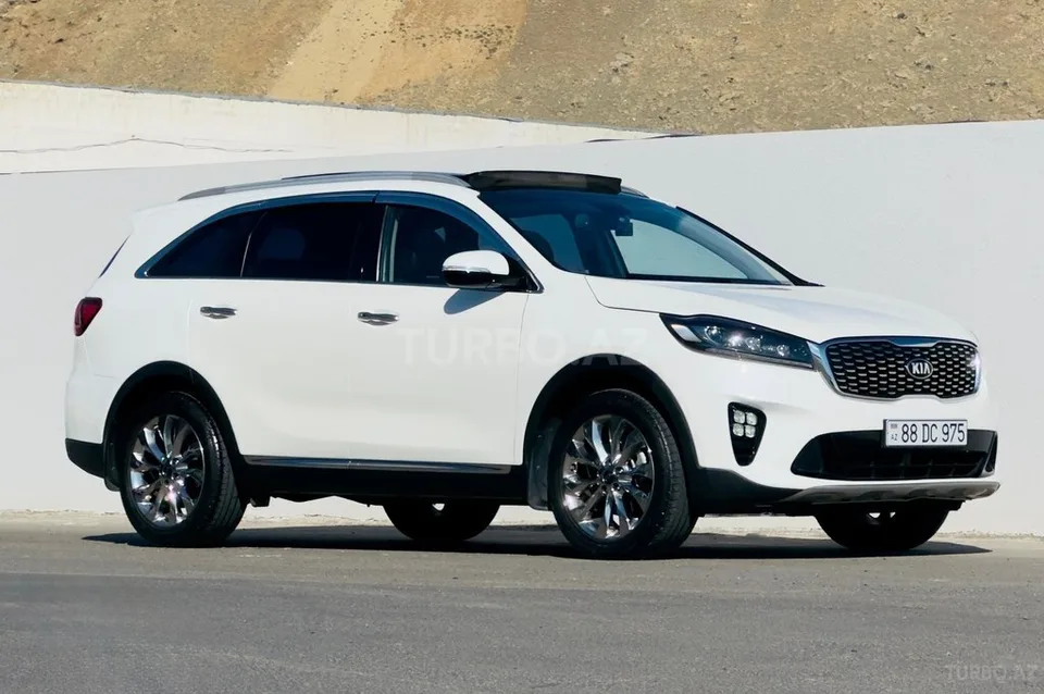 Kia Sorento — фото 2/4