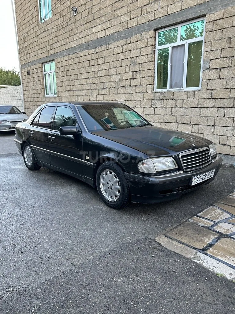 Mercedes C 180 — фото 4/4