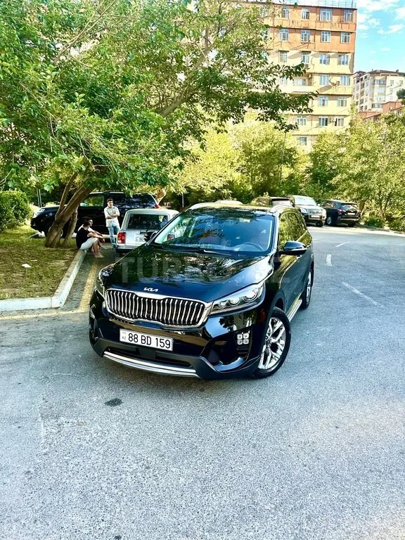 Kia Sorento — фото 1/4