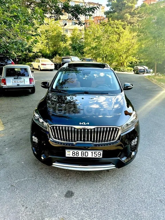 Kia Sorento — фото 2/4