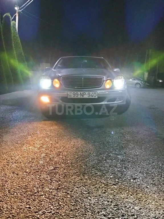 Mercedes E 270 — foto 1/4