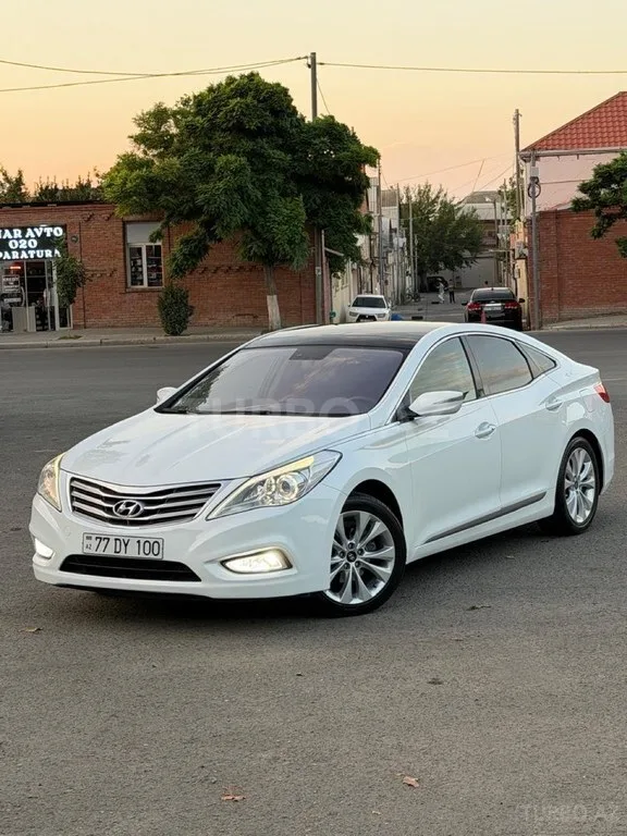 Hyundai Azera — фото 1/4