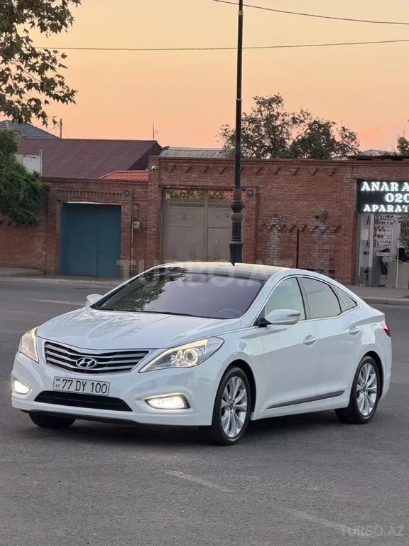Hyundai Azera — фото 4/4