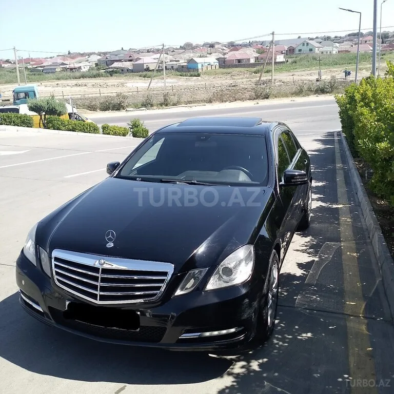 Mercedes E 220 — foto 4/4