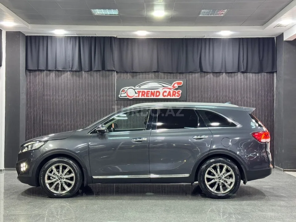 Kia Sorento — foto 4/4