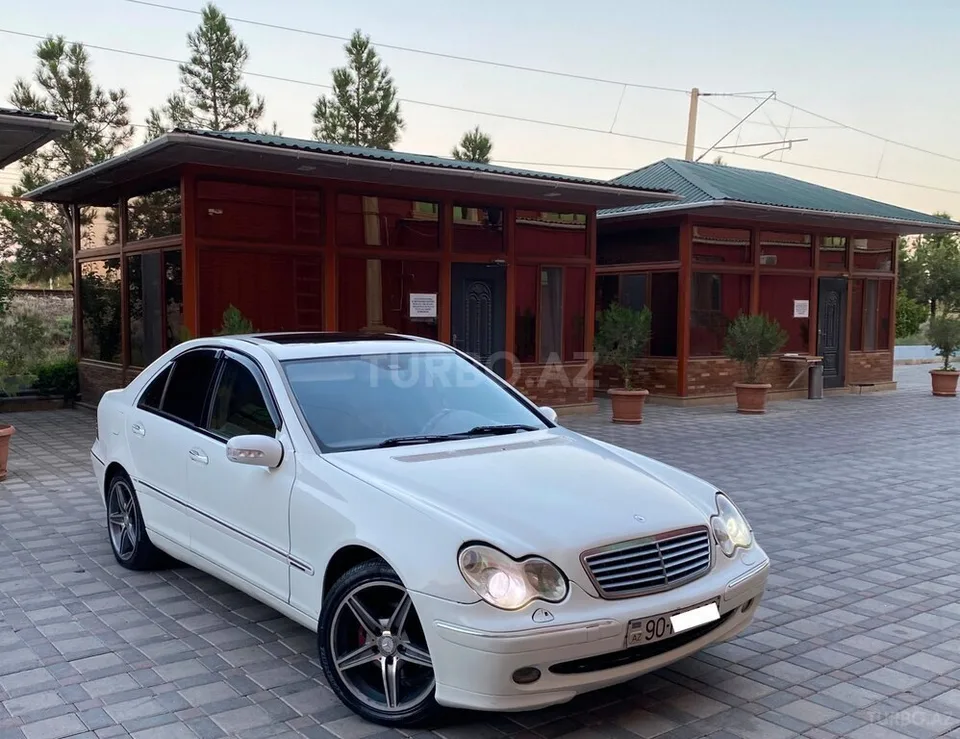 Mercedes C 230 — фото 2/4