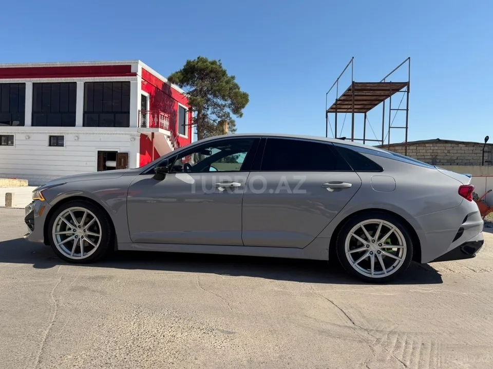 Kia K5 — foto 3/4