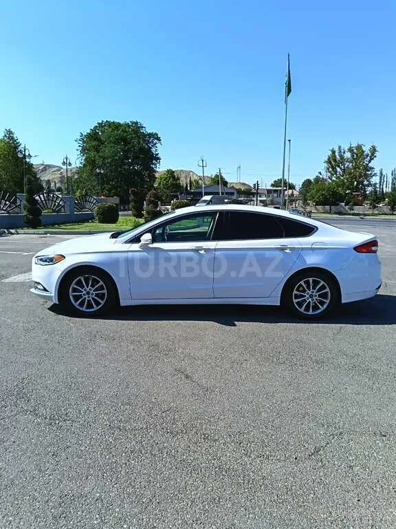Ford Fusion (North America) — foto 2/4