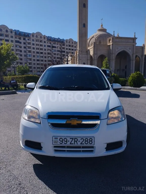 Chevrolet Aveo — фото 2/4