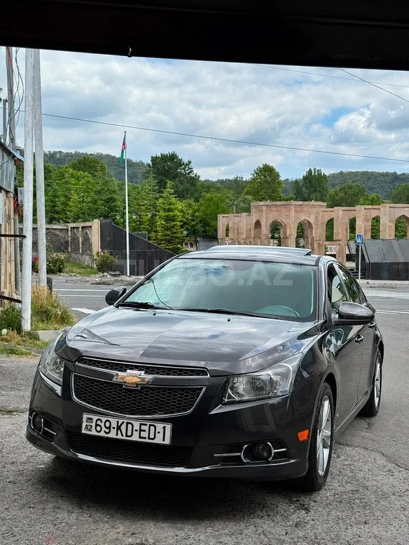 Chevrolet Cruze — foto 1/4