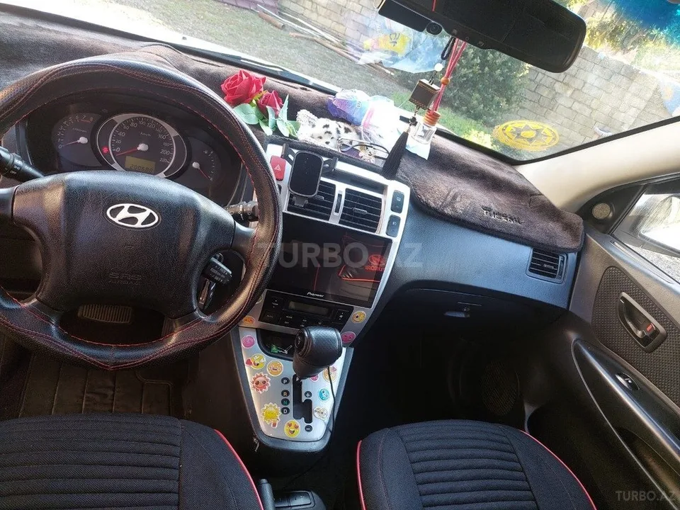 Hyundai Tucson — фото 3/4