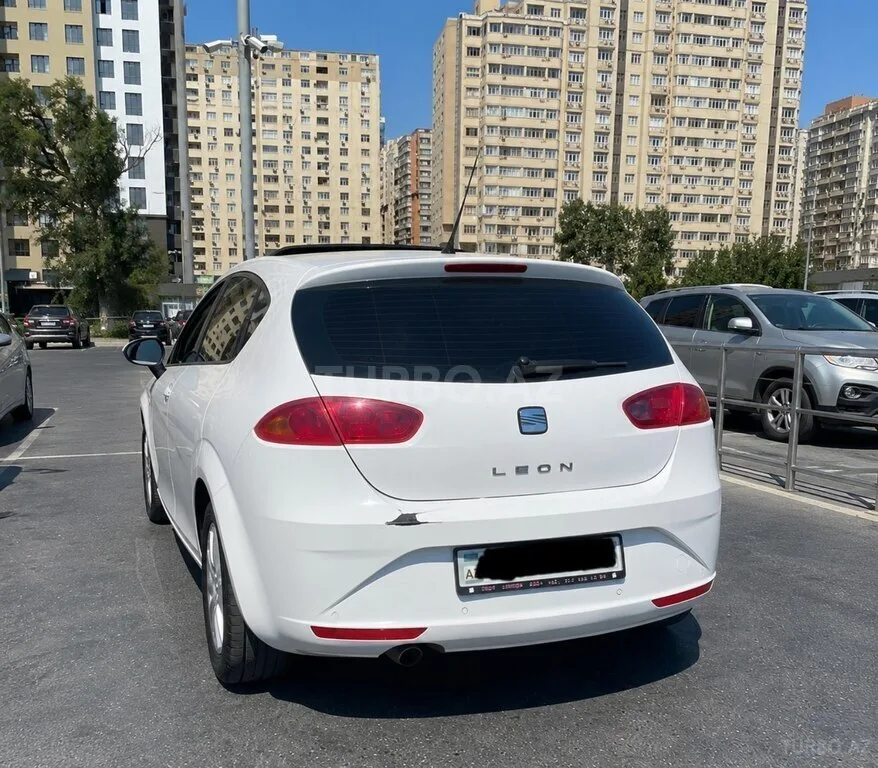 SEAT Leon — foto 2/4