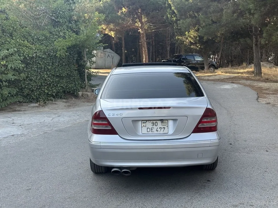 Mercedes C 240 — фото 4/4