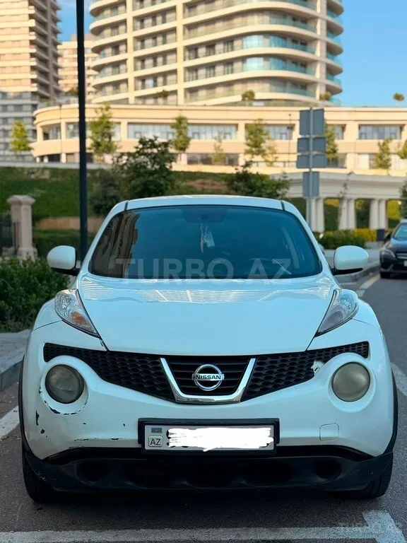 Nissan Juke — фото 1/4