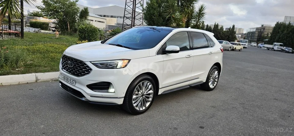Ford Edge — фото 3/4