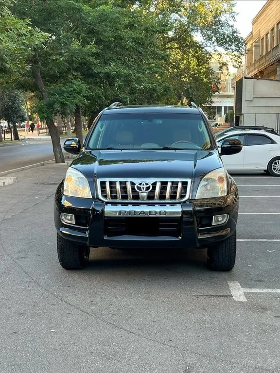 Toyota Land Cruiser Prado — фото 1/4