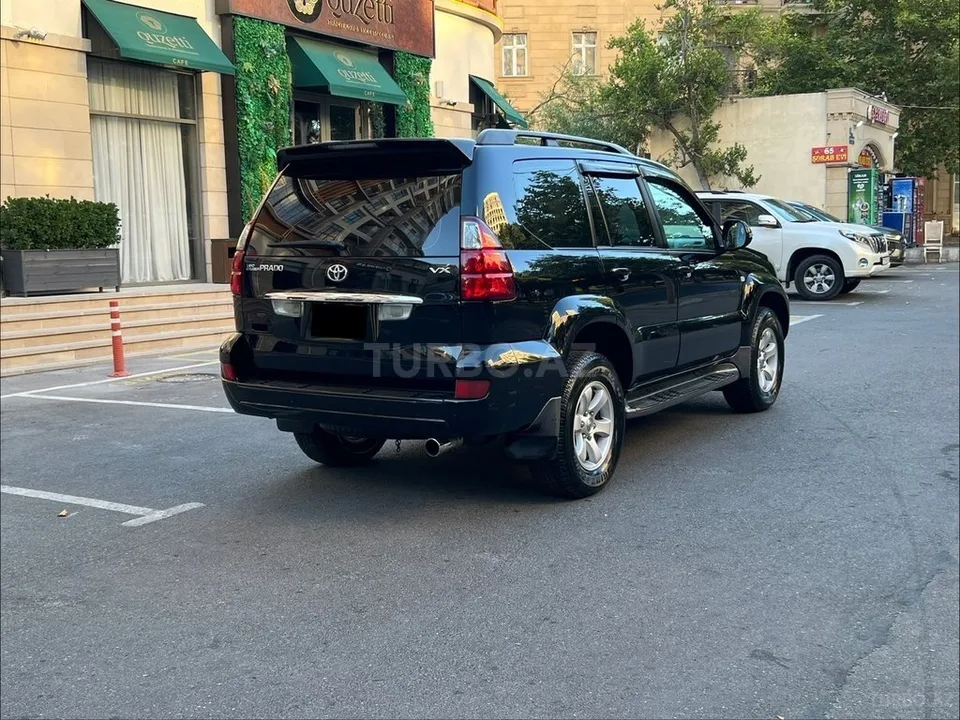 Toyota Land Cruiser Prado — фото 4/4