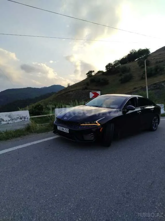 Kia K5 — foto 3/4
