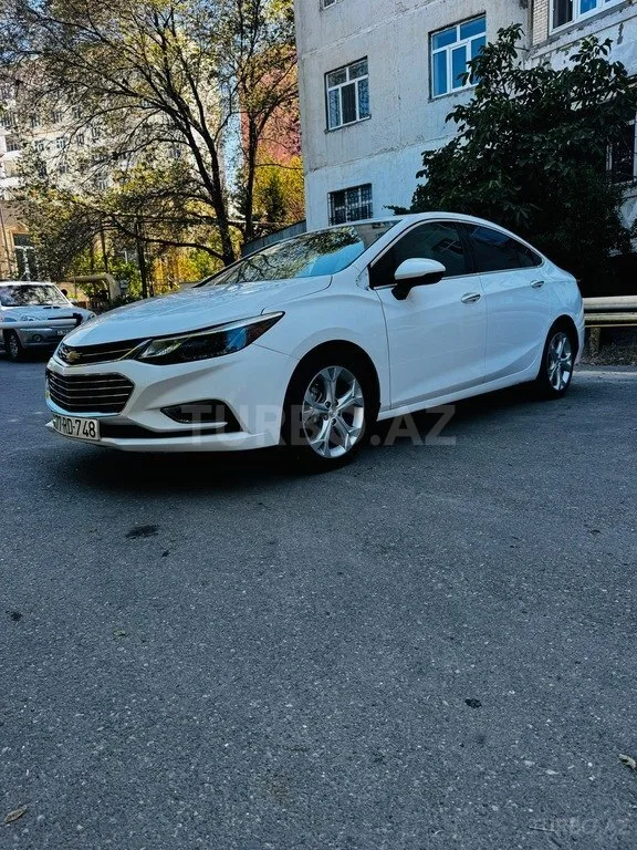 Chevrolet Cruze — foto 1/4