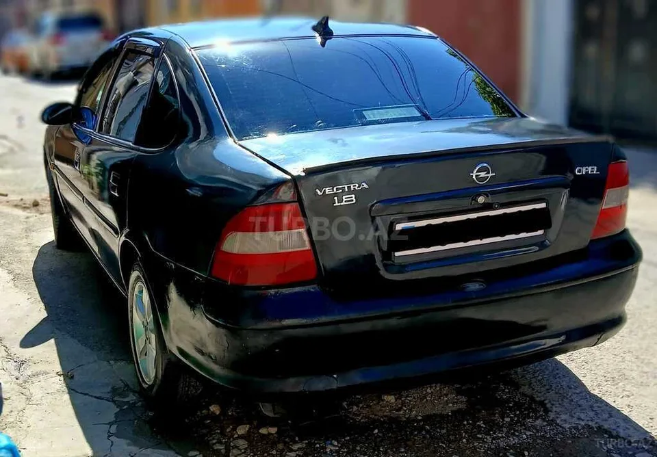 Opel Vectra — фото 2/4