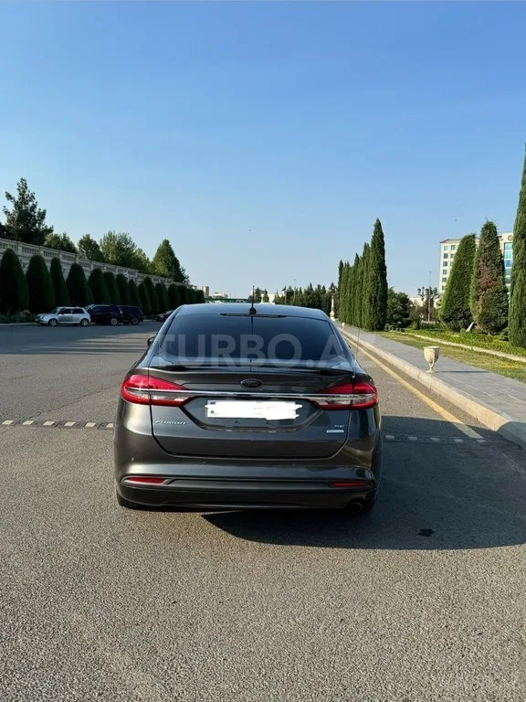 Ford Fusion (North America) — foto 4/4